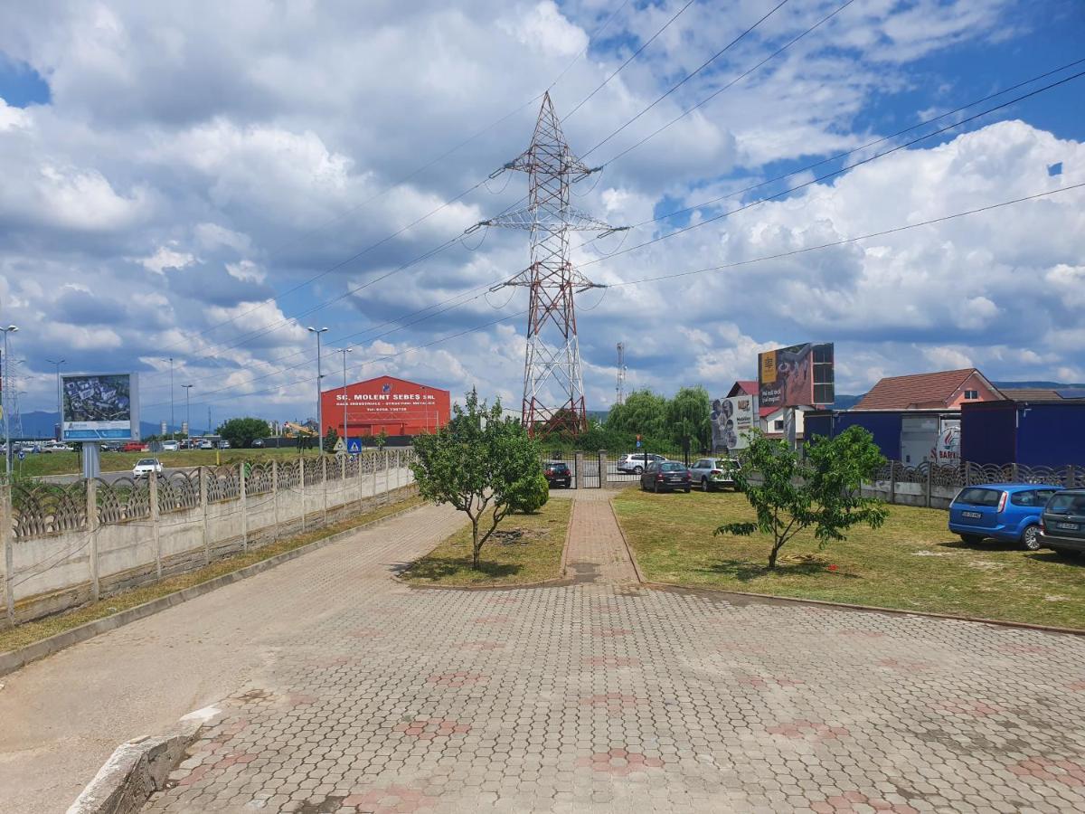Casa Erika Apartment Sebes  Luaran gambar