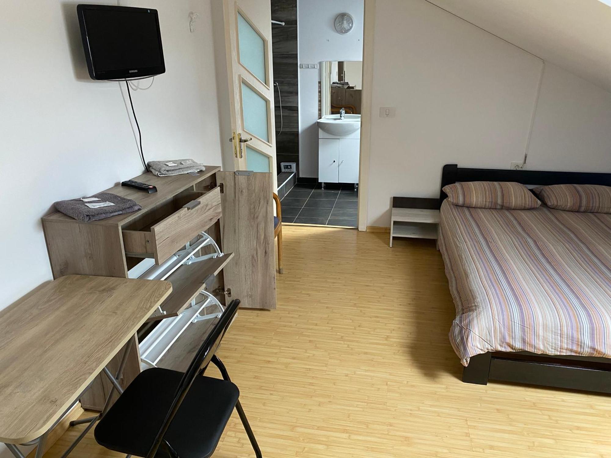 Casa Erika Apartment Sebes  Luaran gambar